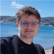 Étudiant pouvant vous aider à apprendre et comprendre vos cours afin de réussir au mieux vos études